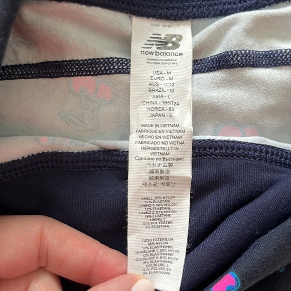 New Balance for J Crew cropped Cherry work out pants 🍒 - Picture 3 of 3